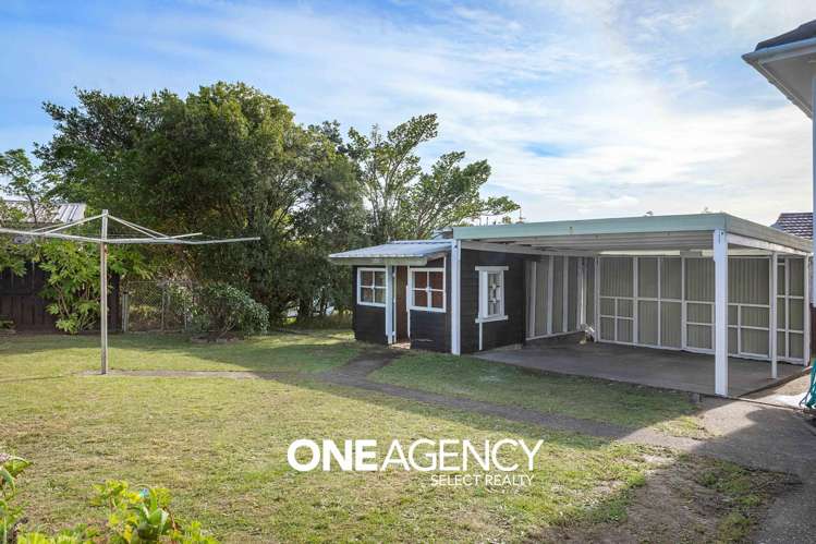 101 Waihora Crescent Waitangirua_12