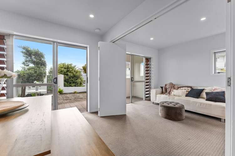 C1/60 Masons Road Oteha_10