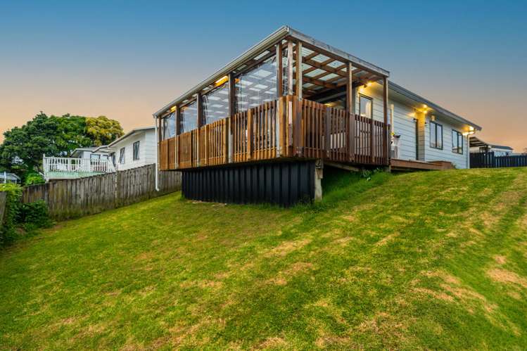 2/43 Templeton Place Clendon Park_15