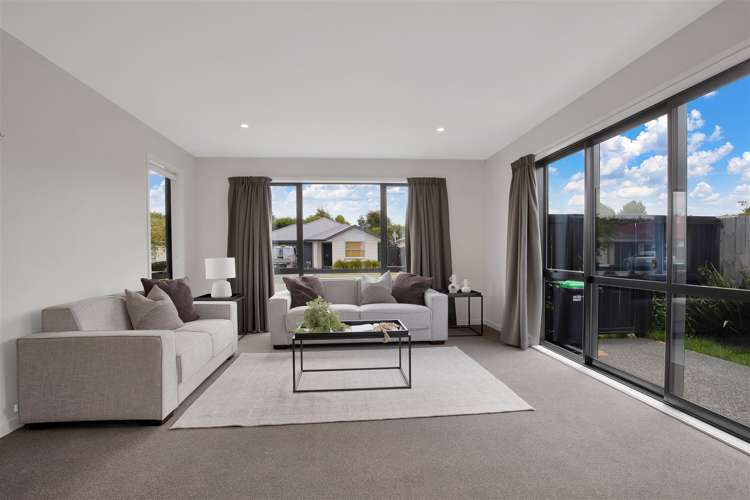 22 Robert Duncan Road Belfast_7