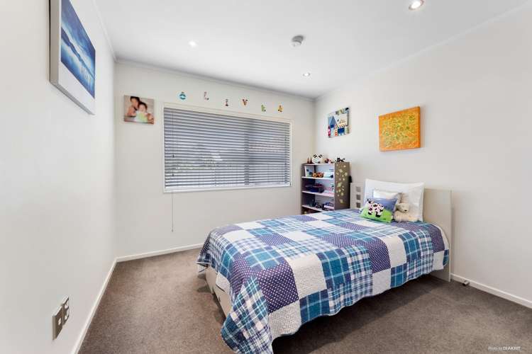 22 Lynwood Road New Lynn_12