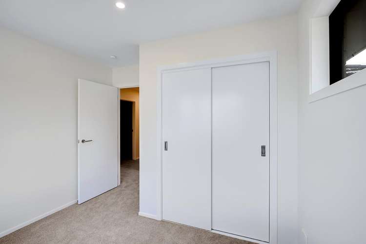 9 Warren Lane 10767_17