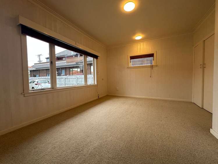 7 Eastern Beach Road Eastern Beach_7