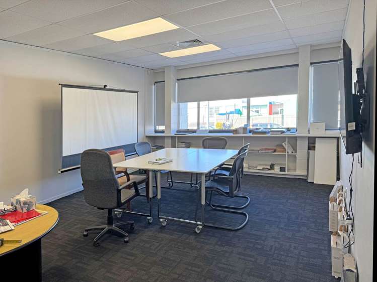 5 Birmingham Road East Tamaki_6