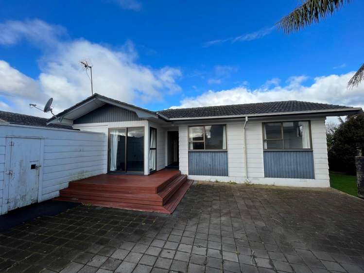 2/7 Naomi Place Manurewa_0