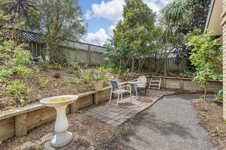 115 Grovenor Drive Orewa_26