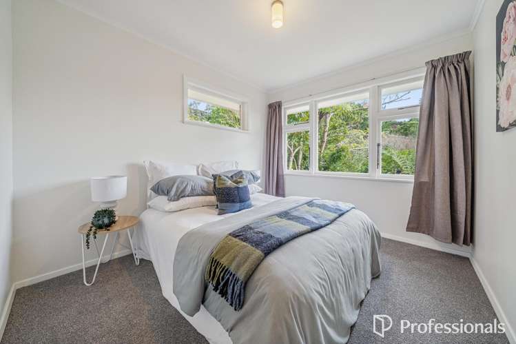 8 Kereru Grove Stokes Valley_11