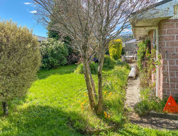 2/4a Arapiki Road Stoke_9