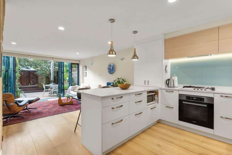 2/225 Jervois Road Herne Bay_8