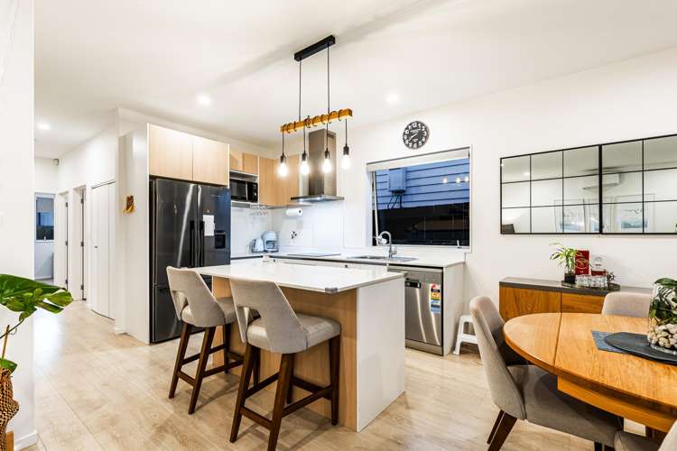 23 Herekino Street Westgate_6