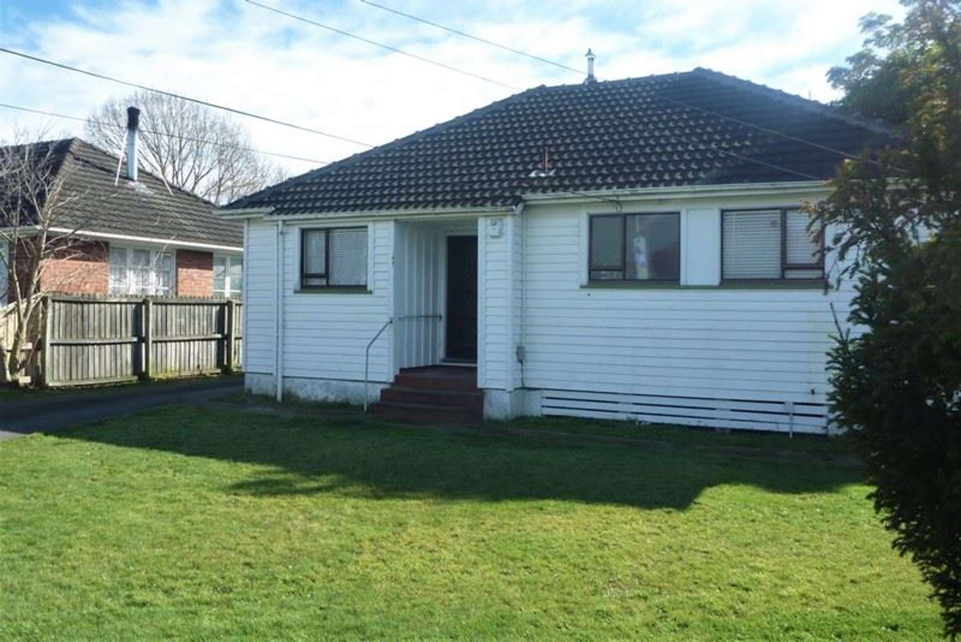 49 Dunarnan Street Avonside Christchurch City Houses for Sale