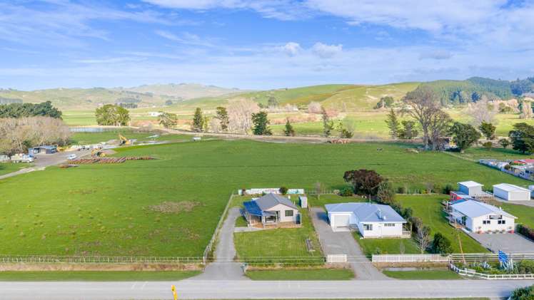 14 Beach Road Porangahau_20