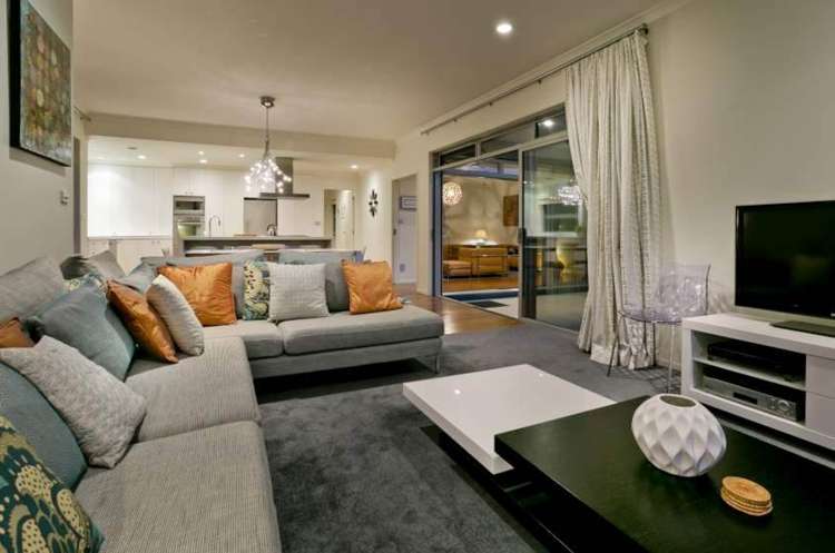 54 Shelter Drive Greenhithe_20