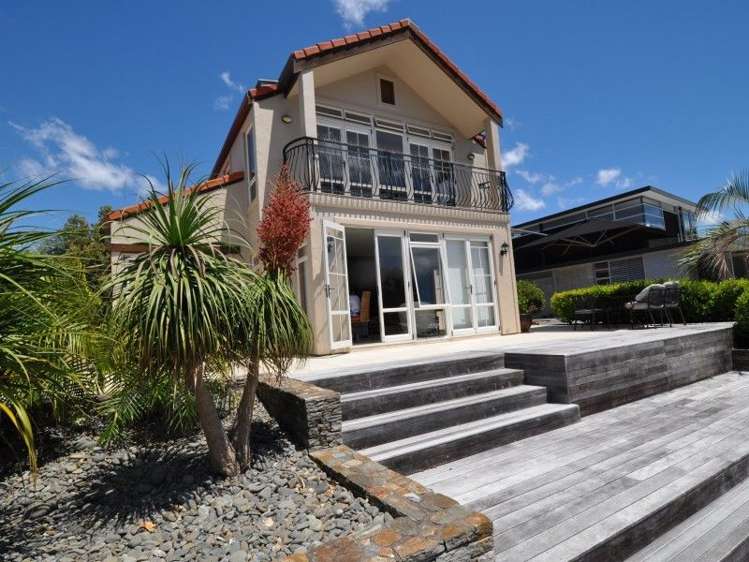 116 Motu Capri Pauanui_1