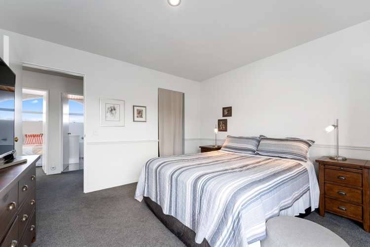 5 Honey Tye Way Stoke_8