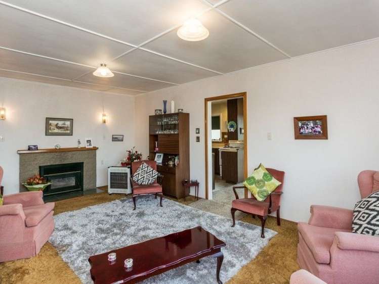 43 Menin Road Onekawa_3