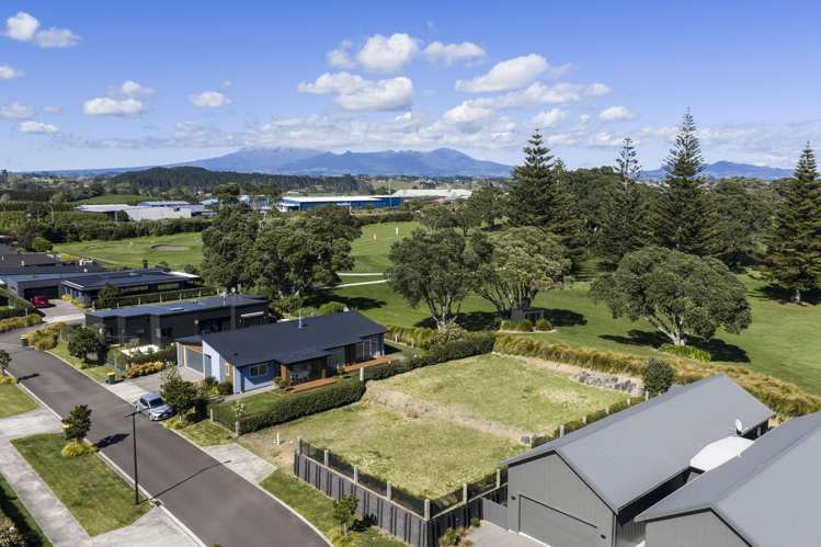 15 Kotare Drive_1