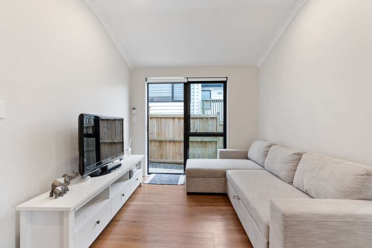 3 Tiro Street Flat Bush_16