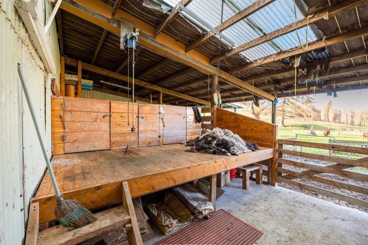 176 Campbells Road Waimate_25