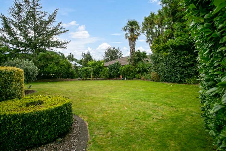 10 Rowling Place Leamington_18