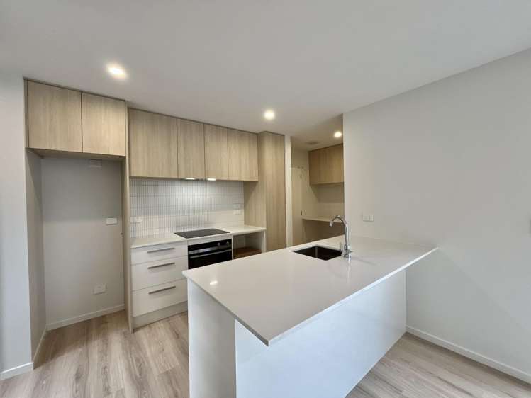 98d Geraldine Street Edgeware_2