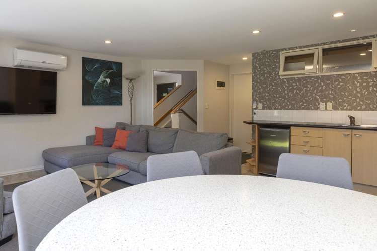 1/7 Tui Street Bird Area_14