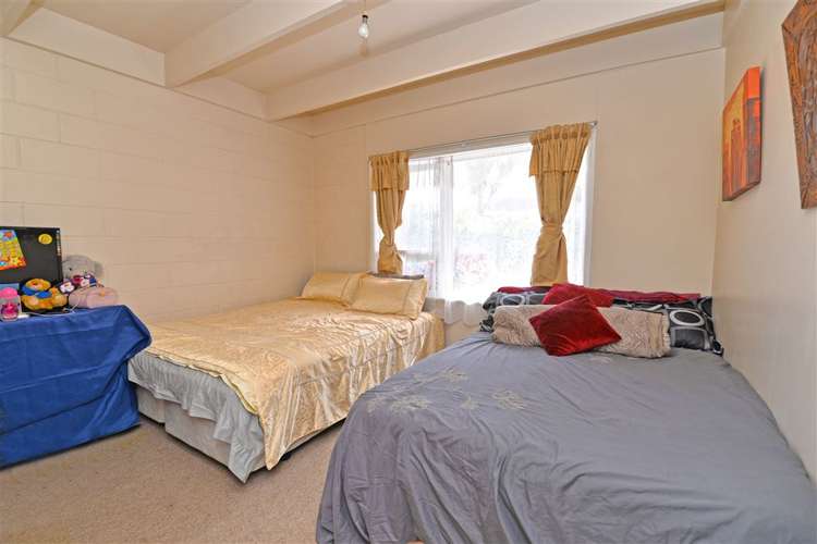 13 Coburg Street Henderson_7