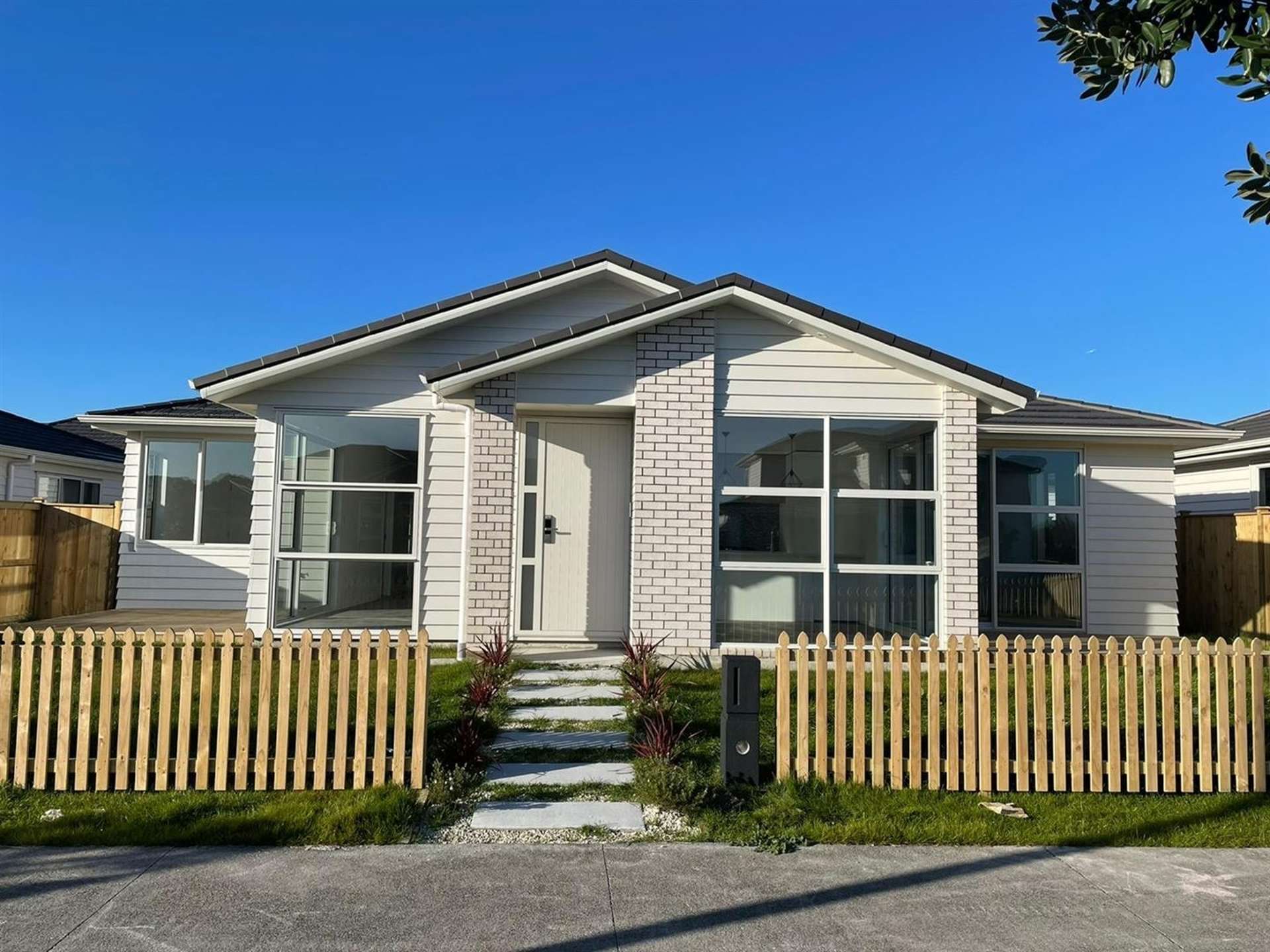 11 Leatherwood Road Takanini_0