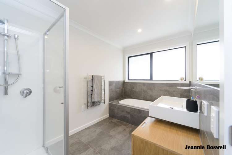 10 Peckham Lane Ashhurst_9