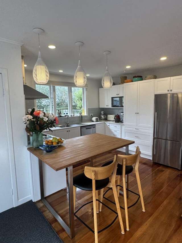 1/245 Sturges Rd Henderson_2