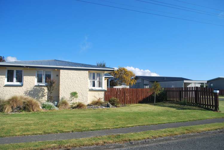 33 Moana Crescent Te Anau_17