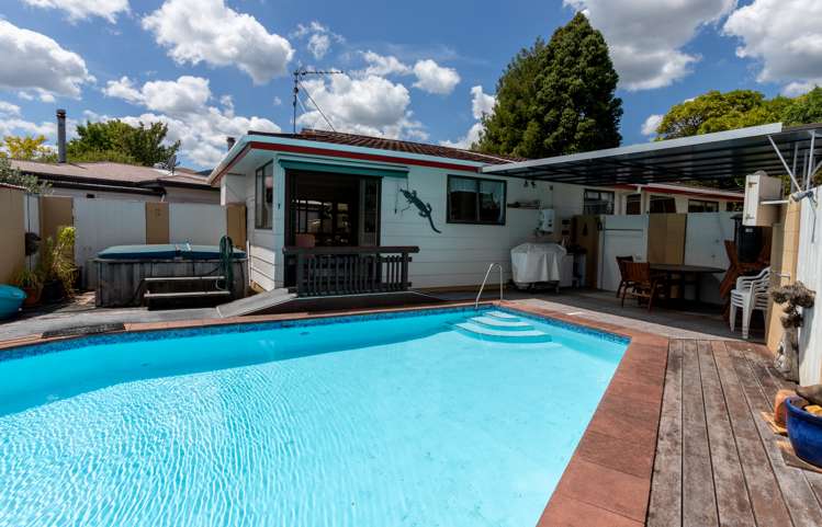 46 Claremont Avenue Paeroa_13