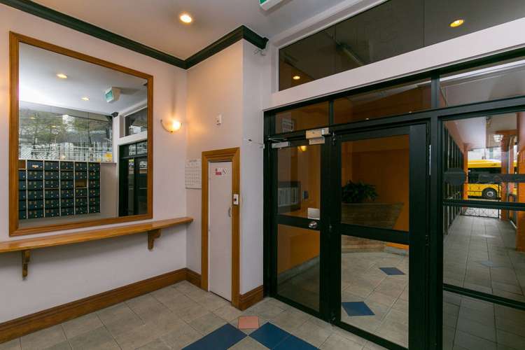 2f/49 Manners Street Te Aro_11