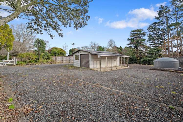 234 Monument Road Clevedon_4