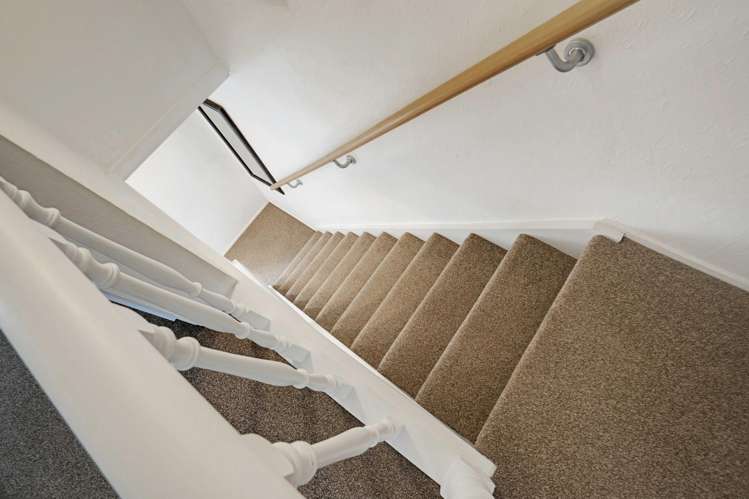 2/5 Eugen Place Bayview_12