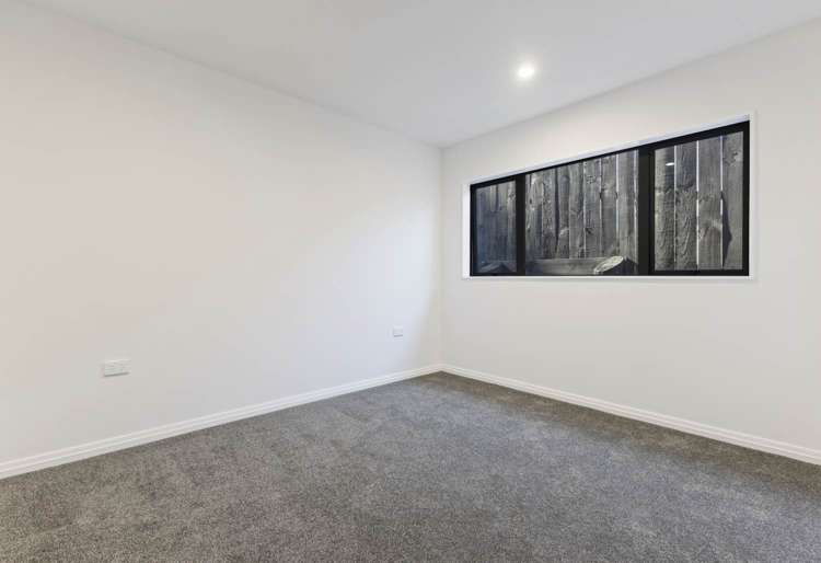 2 & 3/142 Great South Road Manurewa_18