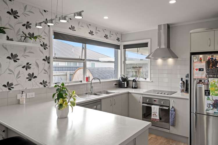 98 Solway Crescent Solway_15