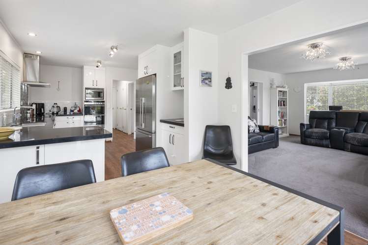 8 Warwick Drive Lynmore_5