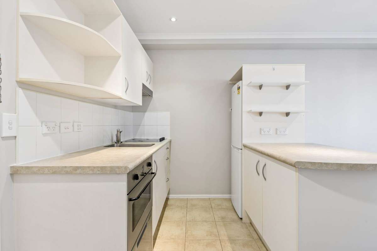 4J/18 Ronwood Avenue_1