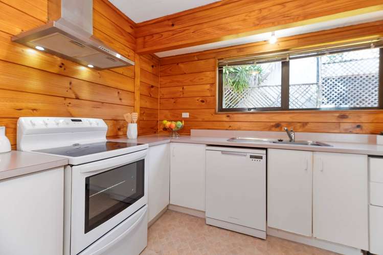 4/68 West Coast Road Glen Eden_14