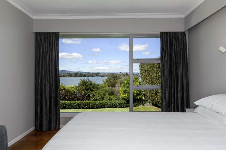 15 Roderick Street Otumoetai_19