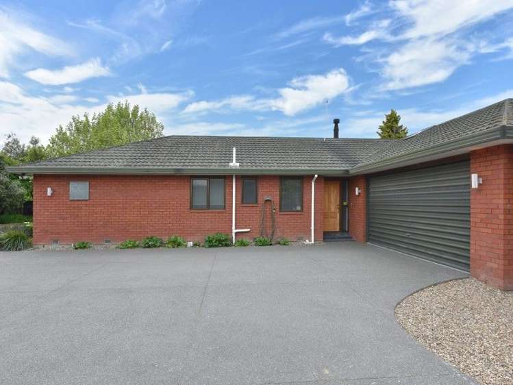 2 Woodglen Drive Woodend_21