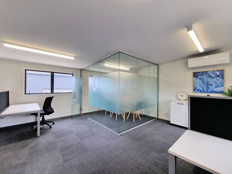 2/13a Gumfield Drive_12