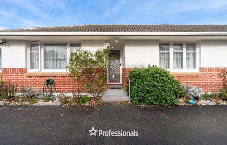 2/46 Pine Avenue_0