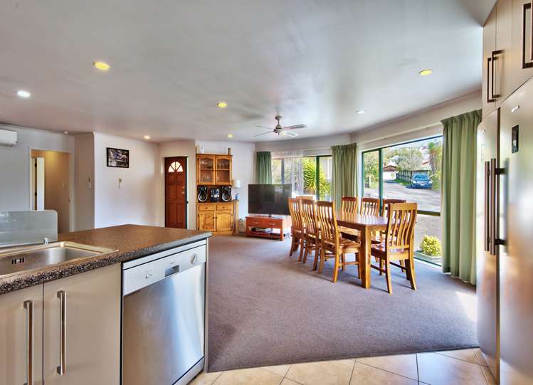 38 Milan Drive Glen Eden_12