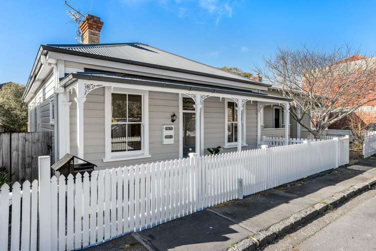 4 Graysons Lane Mount Eden_20