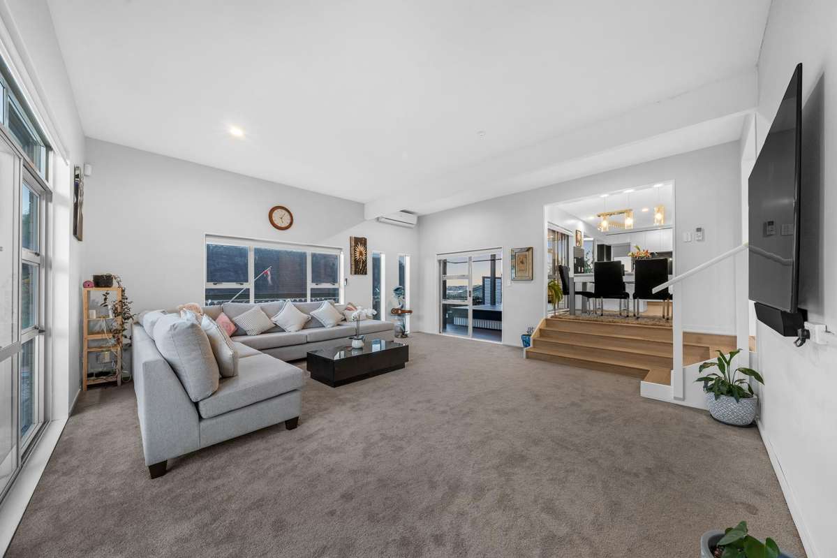 10 San Fernando Way_1