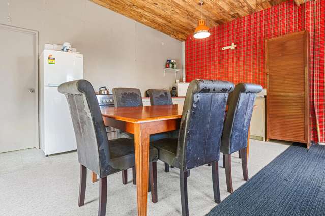 210A Goble Road Komata_4