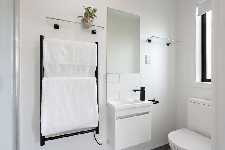 2 Whakahui Lane Mangere Bridge_10