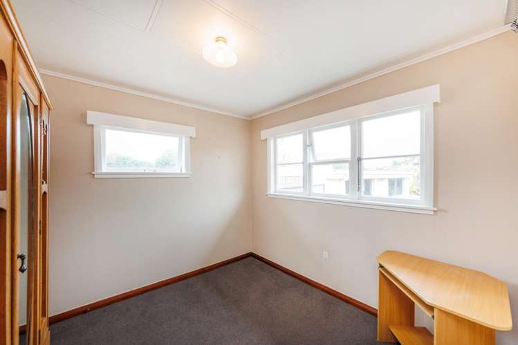 85 Mcgregor Street Milson_11